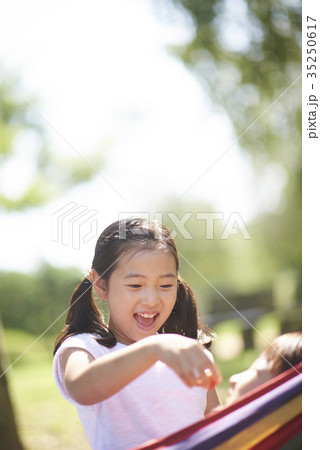 少女 子供 友達 35250617
