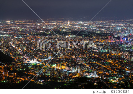 日本新三大夜景 北海道札幌市藻岩山 ※2017年10月撮影 35250884
