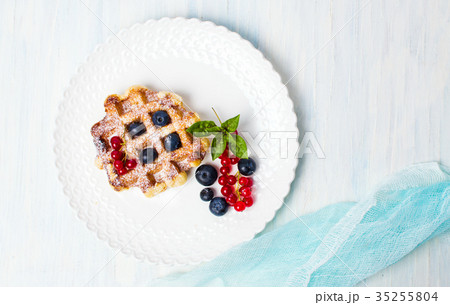 Waffle dessert with berry fruit 35255804