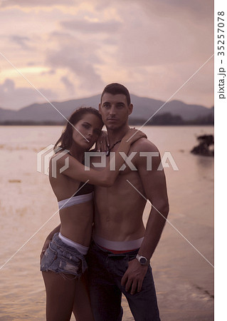 Outdoor pretty beautiful young romantic couple Outdoor pretty beautiful young romantic couple 35257078