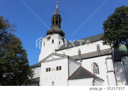 エストニア最古の大聖堂　タリン　　ヨーロッパ　バルト三国 35257357