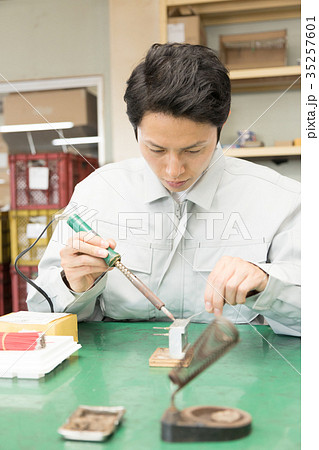 工場 はんだ付け 工場 はんだ付け 35257601