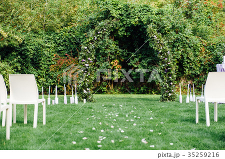 Place for wedding ceremony on grass 35259216