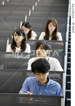 大学生 キャンパスライフ 学生 講義 授業 大学生 キャンパスライフ 学生 講義 授業 35263704