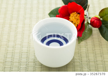 日本酒 35267370