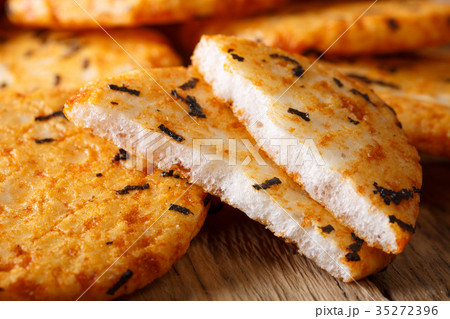 spicy rice cracker with seaweed macro spicy rice cracker with seaweed macro 35272396