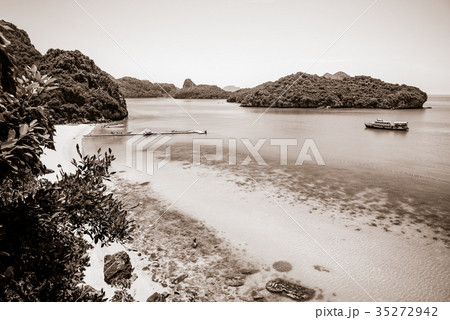 Sepia color Ko Wua Talap island Sepia color Ko Wua Talap island 35272942