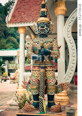 Thai giant statues, giant symbol in Thai temple 35273818