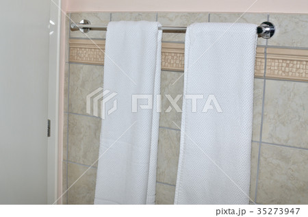 Towel holder in the bathroom 35273947