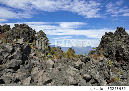 鬼押し出しの奇岩 35273986