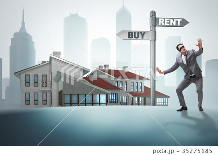 Businessman at crossroads betweem buying and 35275185