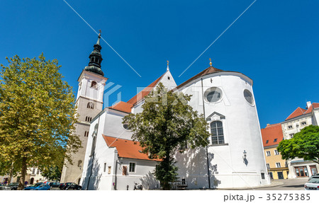 Dom Der Wachau or St. Veit Parish Church in Krems Dom Der Wachau or St. Veit Parish Church in Krems 35275385