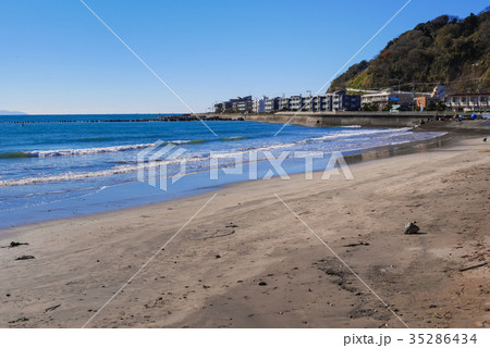 神奈川県 鎌倉市 由比ヶ浜 相模湾に面した海水浴場 35286434