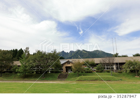 山奥の小学校跡 35287947