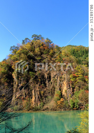 白砂ダムの岩壁 白砂ダムの岩壁 35289786