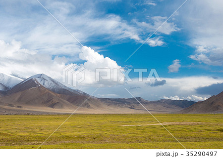 カラクリ湖 中国・新疆ウイグル自治区クズルス・キルギス自治州 カラクリ湖 中国・新疆ウイグル自治区クズルス・キルギス自治州 35290497
