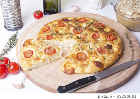 Fresh bread focaccio with tomatoes and cheese 35290683