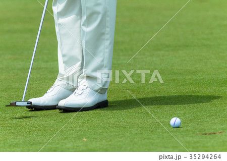 Golfer Green Putting Ball  Shoes 35294264