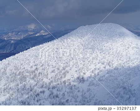 八甲田山の樹氷の写真素材