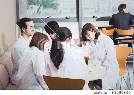 医療系大学　ミーティング 35299336