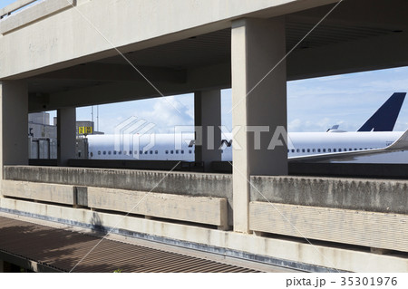 飛行機 島 空港 35301976