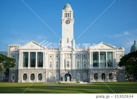 Victoria Theatre and Concert Hall in Singapore 35302634