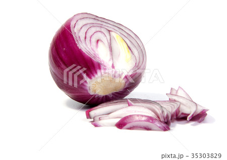 Sliced red onion rings isolated on background Sliced red onion rings isolated on background 35303829