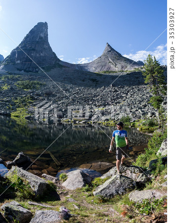 Traveler Man relaxing meditation with view 35303927