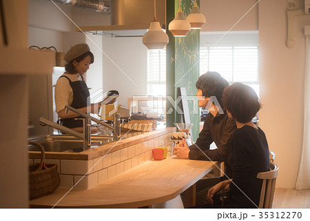 カフェ カップル カフェ カップル 35312270