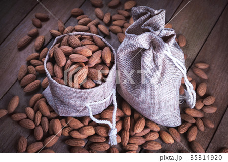 Full Of Almonds Full Of Almonds 35314920
