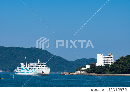 伊勢湾フェリー伊勢丸の入港 35316976