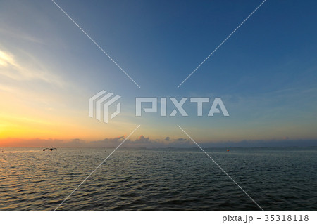 バリ島ヌサドゥアの朝 35318118