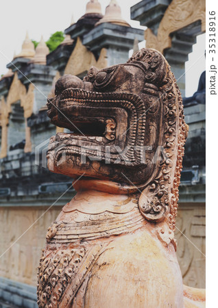 Wat Pa Kung Temple in Roi Et Province, Thailand Wat Pa Kung Temple in Roi Et Province, Thailand 35318916