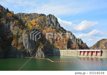 北海道　豊平峡ダム（定山渓）　紅葉 35319239