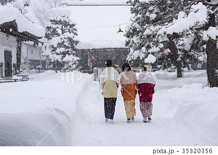 冬の飛騨古川 35320356