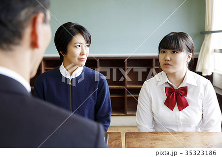進路指導　三者面談　中学生 35323186