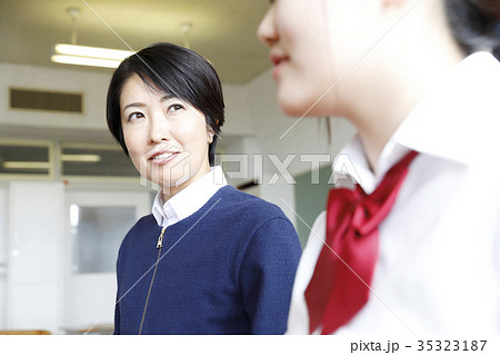 進路指導 三者面談 中学生 進路指導 三者面談 中学生 35323187