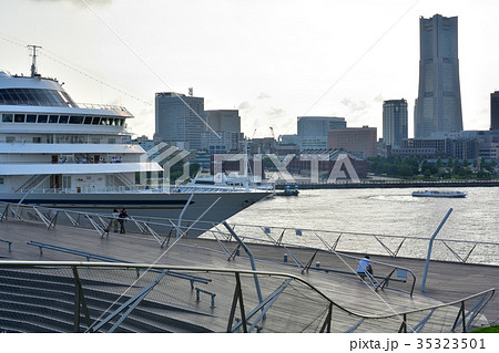 横浜 横浜 35323501