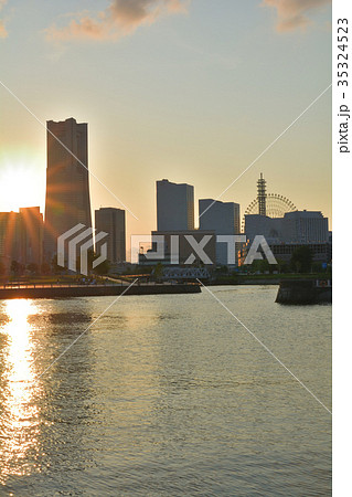 横浜 横浜 35324523