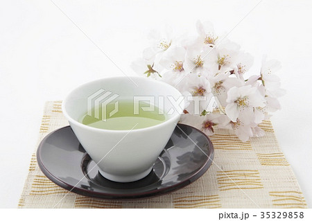 緑茶一客漆茶托横位置 35329858