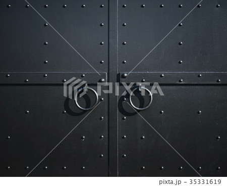 Black Metal Gate door Vintage texture background 35331619