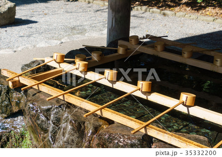 伊勢神宮　外宮　手水舎（横） 35332200