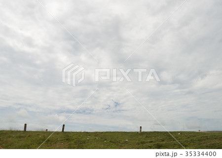 cloudy and dam of the reservoir 35334400