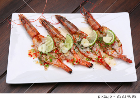 Grilled Spicy River Prawn with lime garlic Grilled Spicy River Prawn with lime garlic 35334698