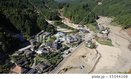 空撮 2017年9月29日撮影 九州北部豪雨後の朝倉市・赤谷川・松末地区 空撮 2017年9月29日撮影 九州北部豪雨後の朝倉市・赤谷川・松末地区 35344108
