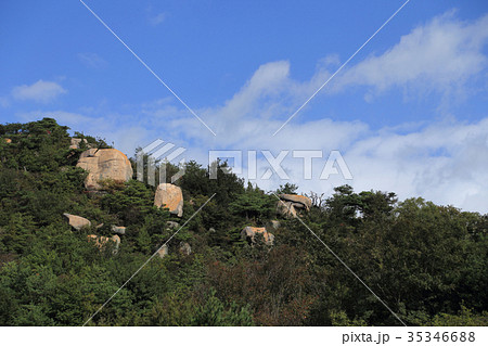 児島半島の三頂山 35346688