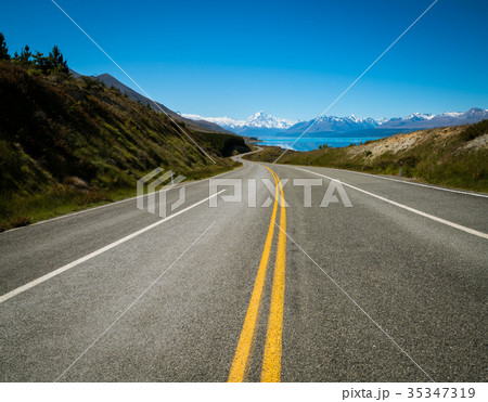 Road to Mount Cook, New Zealand 35347319