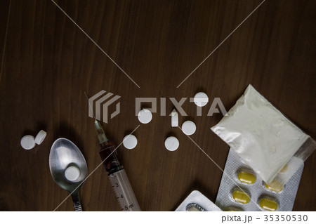 man substance dependence medication Drug man substance dependence medication Drug 35350530