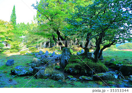 滋賀県　興聖寺　旧秀隣寺庭園 35353344