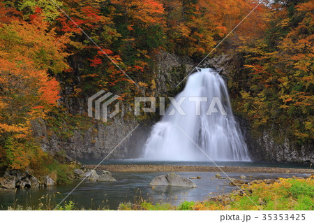 紅葉の法体の滝 紅葉の法体の滝 35353425